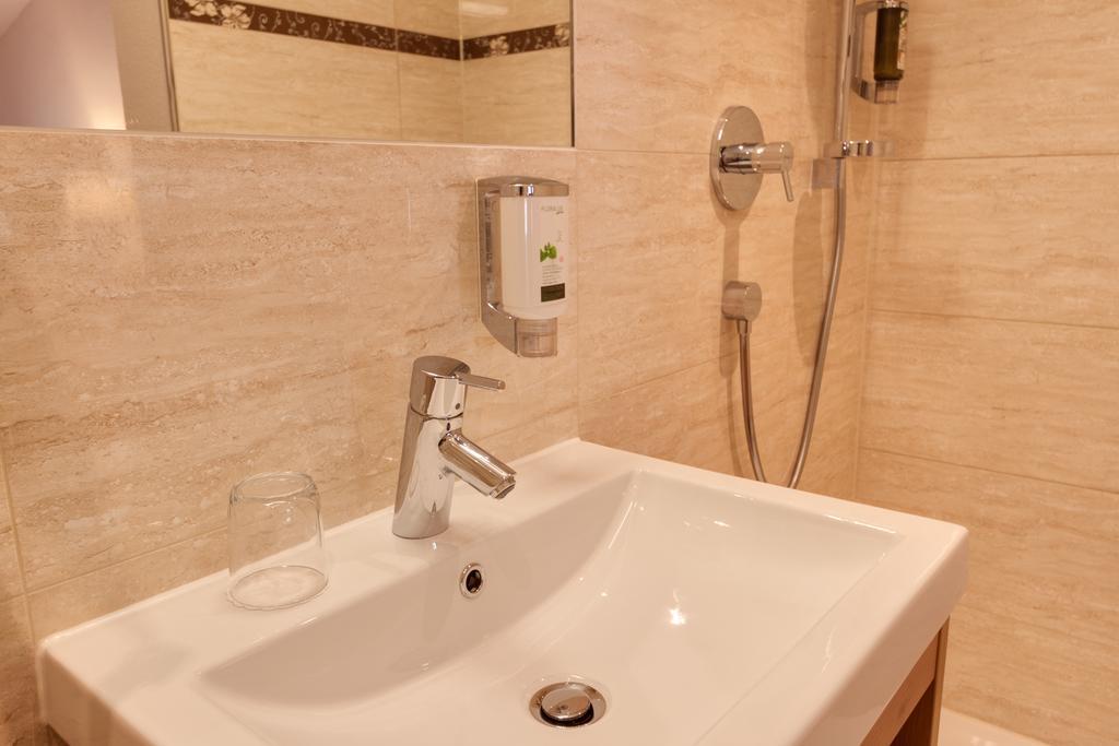 Hotel Nova Gaschurn Kültér fotó