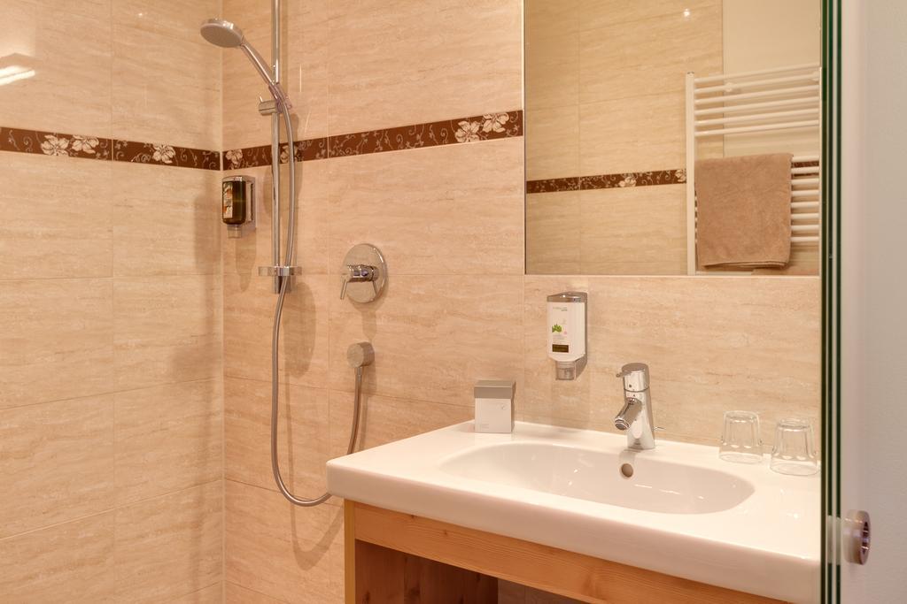 Hotel Nova Gaschurn Kültér fotó